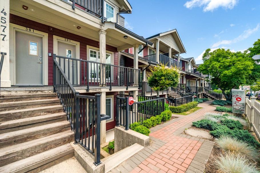 201 4577 Slocan Street Vancouver, BC - 18