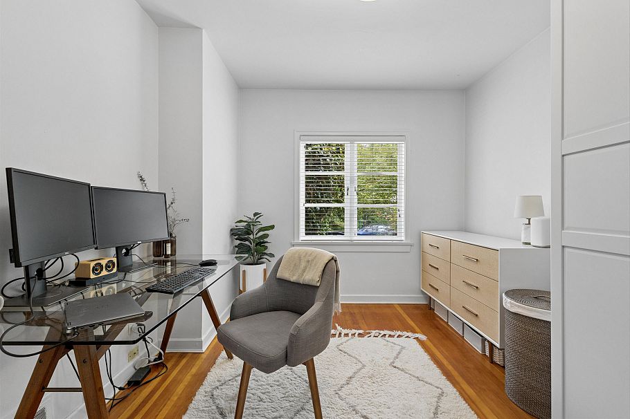 2966 W 33rd Avenue Vancouver, BC - 15