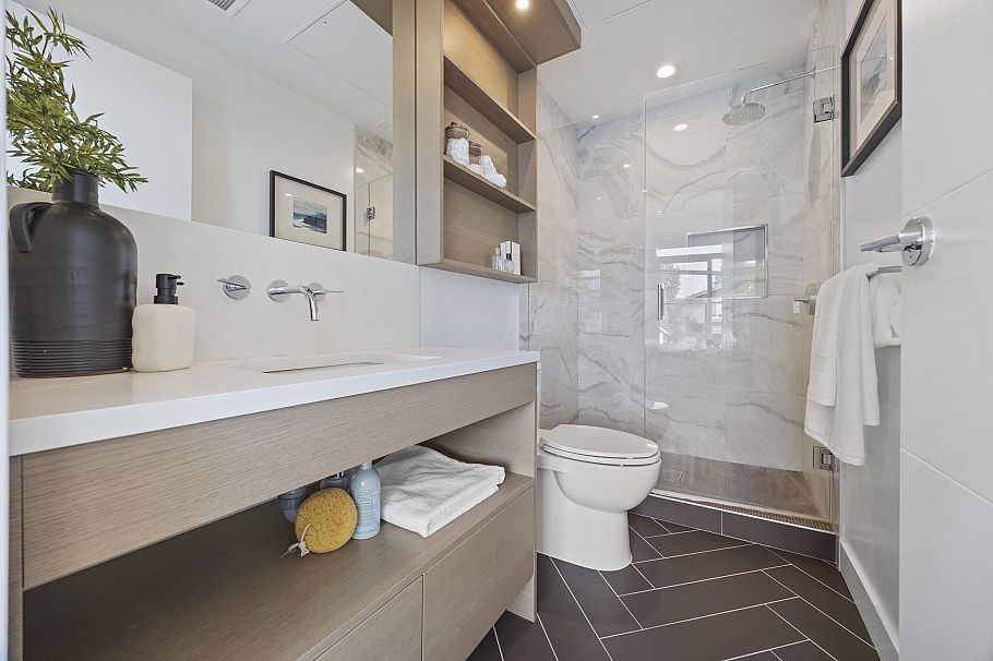 477 W King Edward Avenue Vancouver, BC - 17