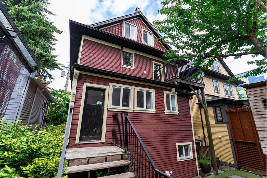 2110 Alberta Street Vancouver, BC - 15