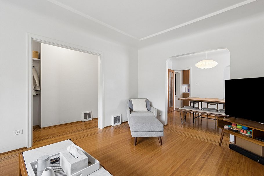 2966 W 33rd Avenue Vancouver, BC - 6