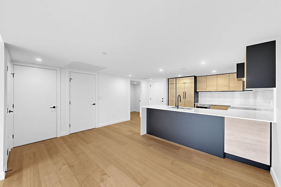 202 6485 Manitoba Street Vancouver, BC - 15
