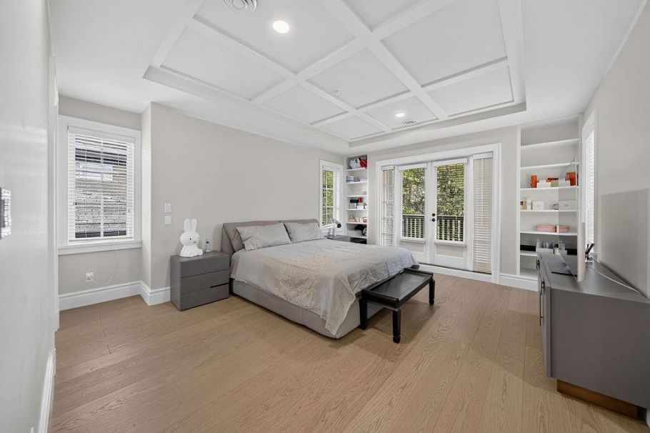 2599 W 36th Avenue Vancouver, BC - 22