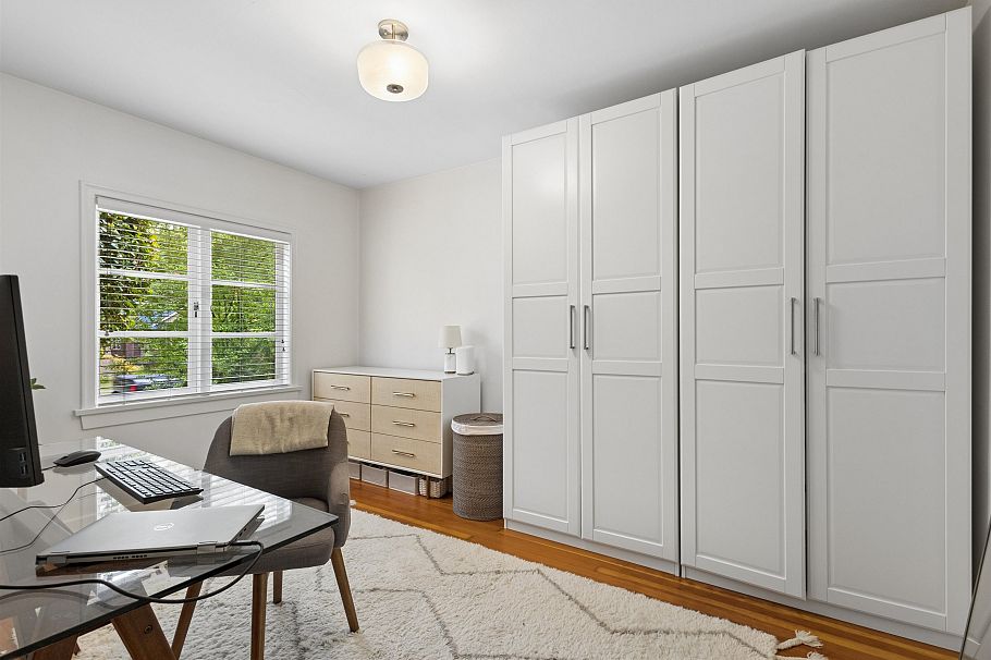 2966 W 33rd Avenue Vancouver, BC - 14