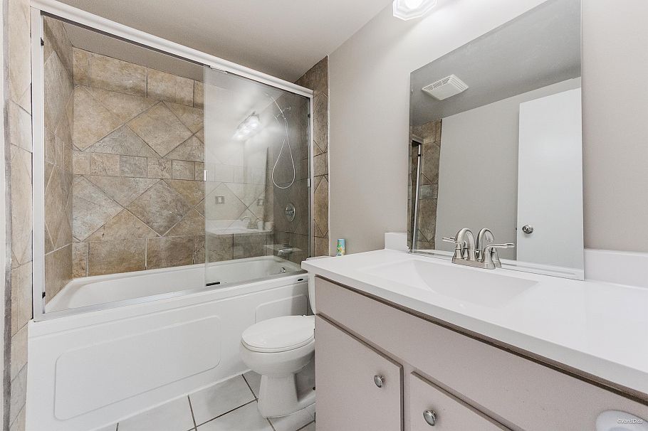 311 212 Forbes Avenue North Vancouver, BC - 16