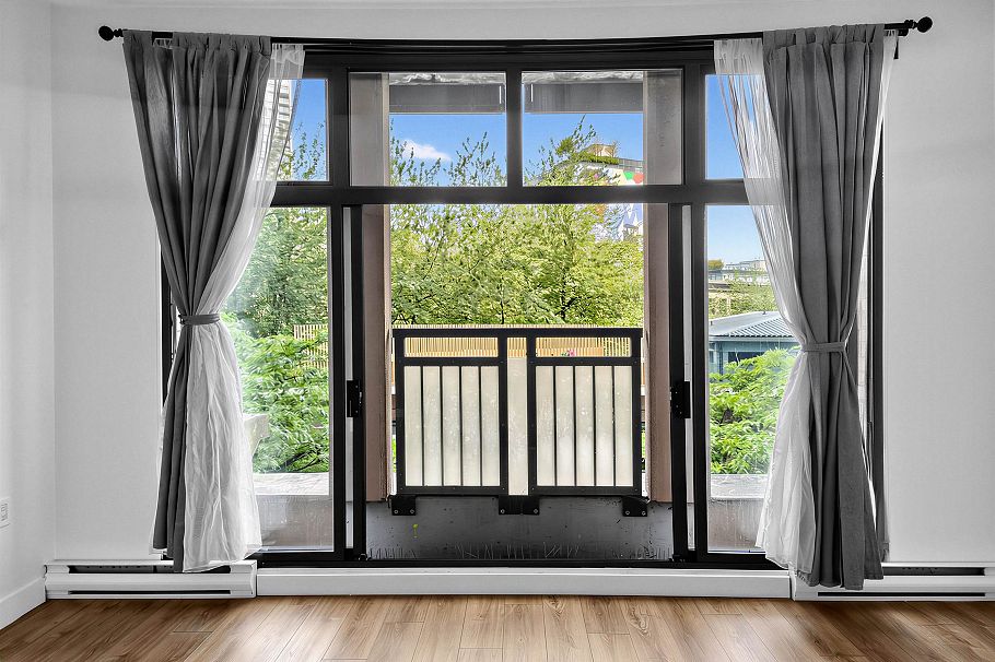 302 22 E Cordova Street Vancouver, BC - 27