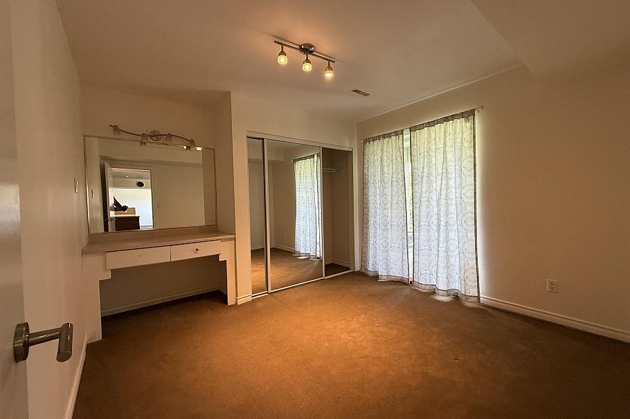 3938 Braemar Place North Vancouver, BC - 26