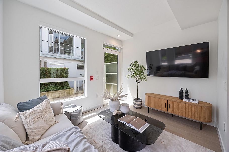 477 W King Edward Avenue Vancouver, BC - 5