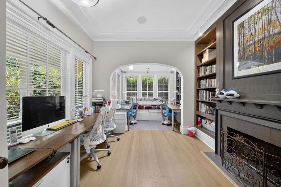 2599 W 36th Avenue Vancouver, BC - 12