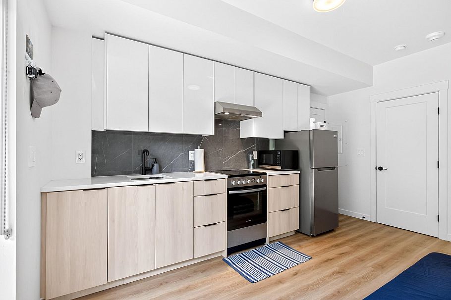 6 237 Ridgeway Avenue North Vancouver, BC - 29