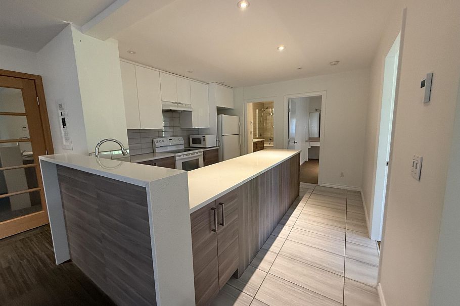3938 Braemar Place North Vancouver, BC - 22
