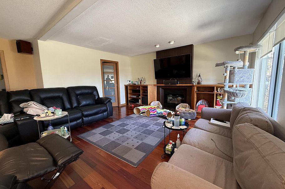 3938 Braemar Place North Vancouver, BC - 15