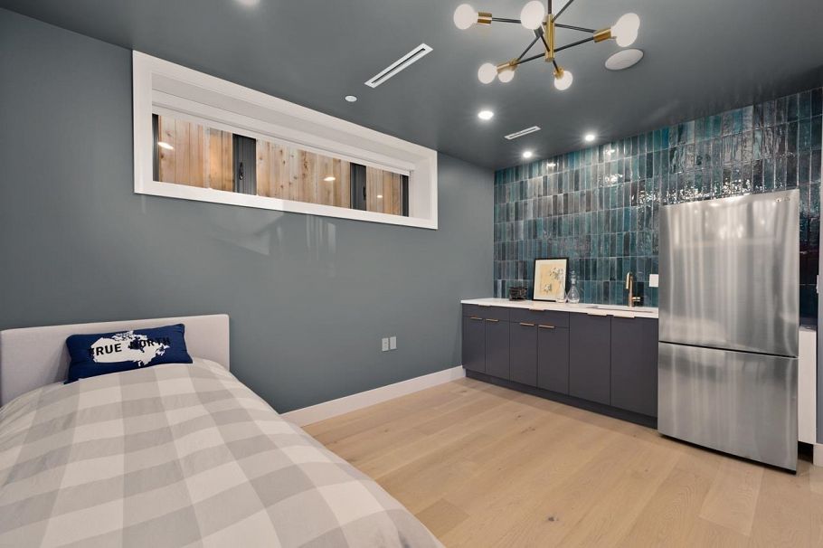 6408 Vine Street Vancouver, BC - 34