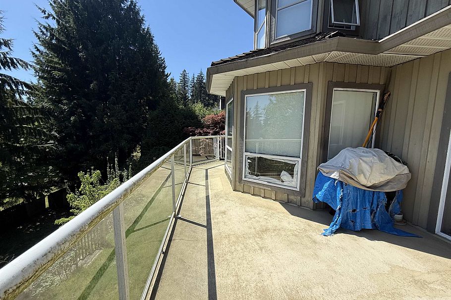 3938 Braemar Place North Vancouver, BC - 37