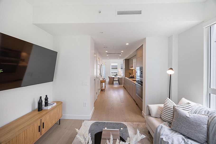 477 W King Edward Avenue Vancouver, BC - 6