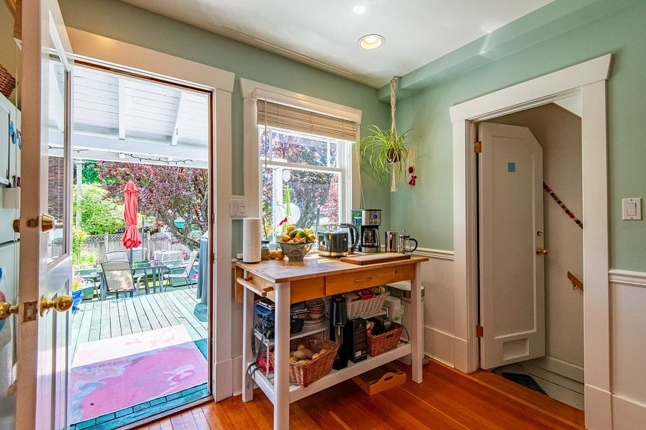 3346 W 11th Avenue Vancouver, BC - 13