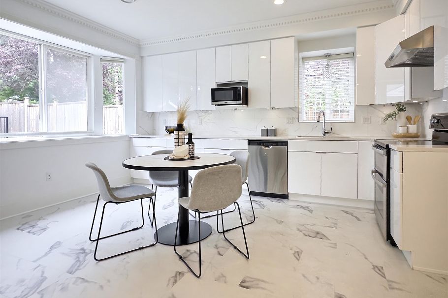 2709 W 37th Avenue Vancouver, BC - 10