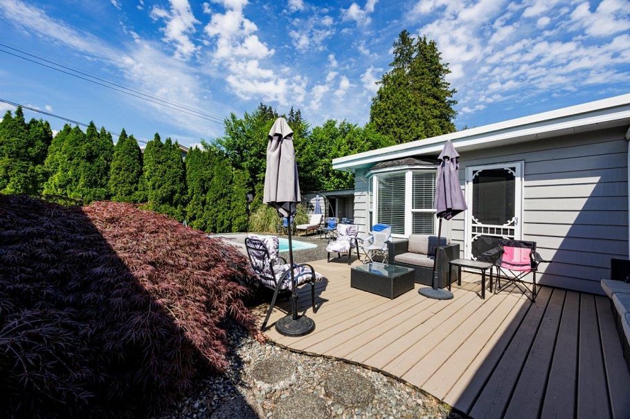 1140 Pinewood Crescent North Vancouver, BC - 18