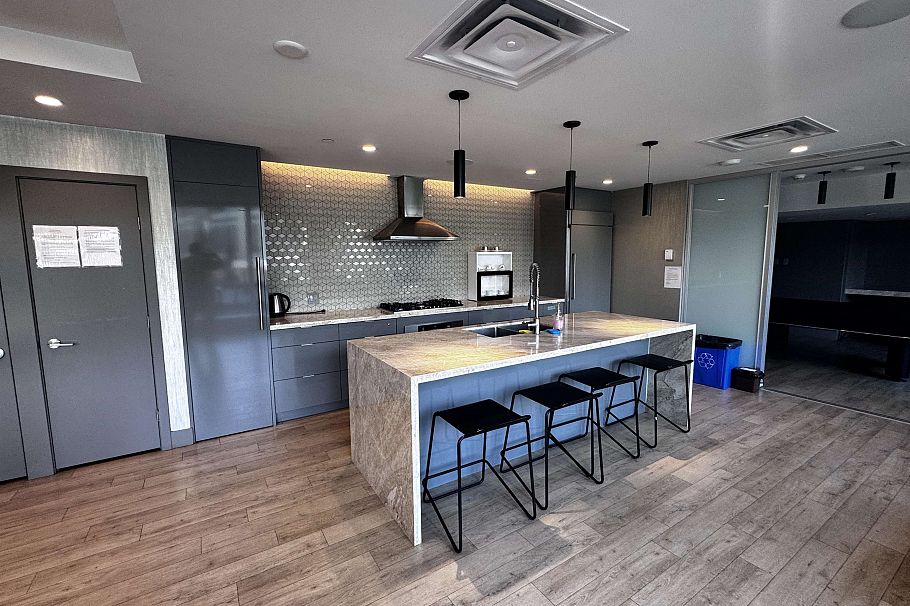 1904 8189 Cambie Street Vancouver, BC - 23