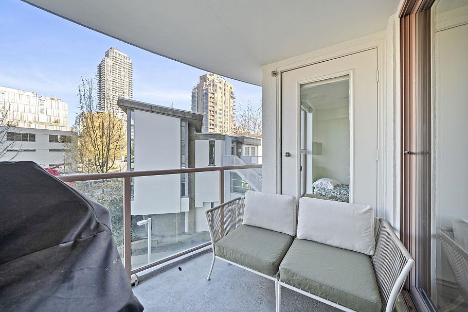 303 1633 W 8th Avenue Vancouver, BC - 20