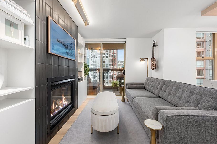 1203 969 Richards Street Vancouver, BC - 2