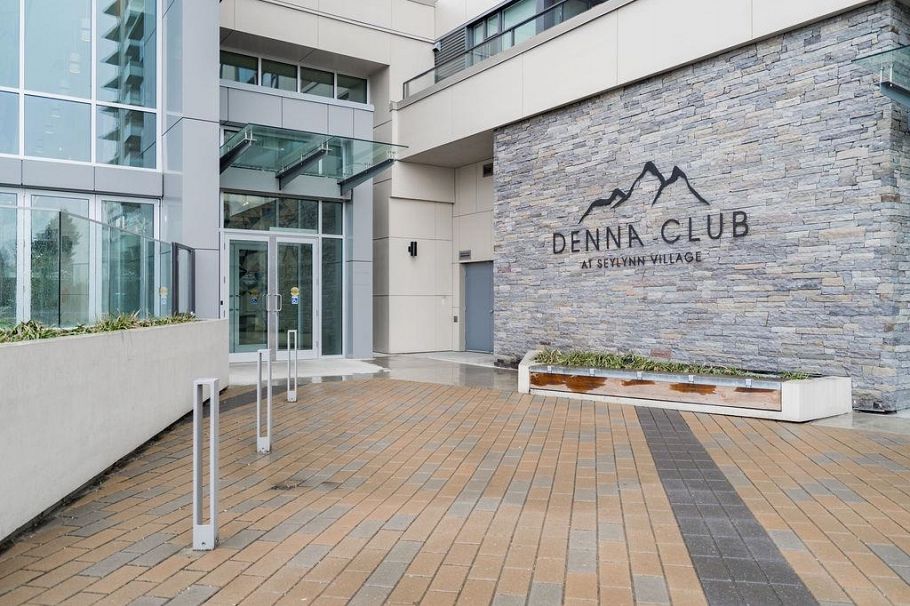 2801 1500 Fern Street North Vancouver, BC - 24