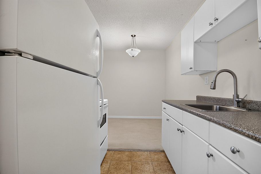 118 1655 Nelson Street Vancouver, BC - 24