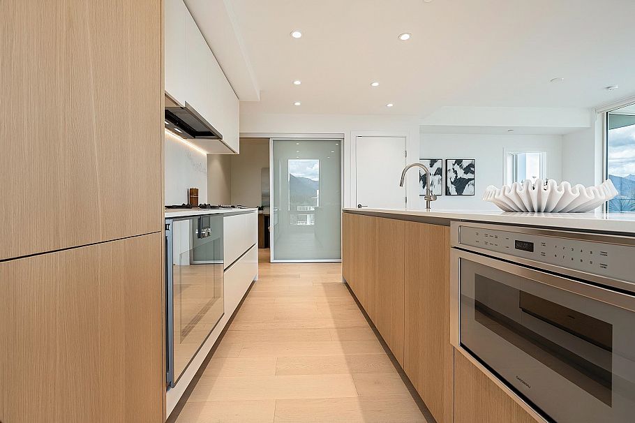 2801 1500 Fern Street North Vancouver, BC - 9