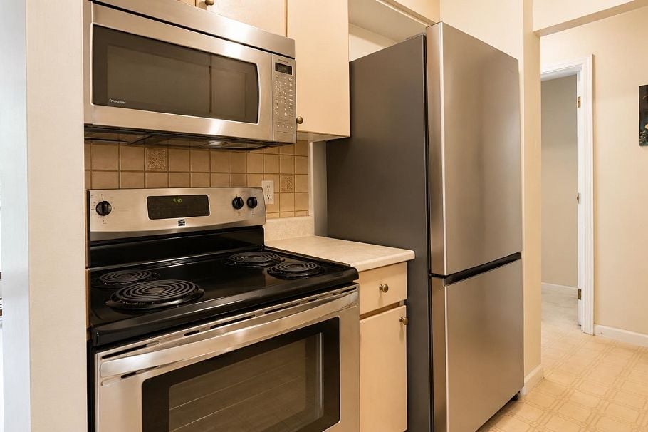 503 2020 Fullerton Avenue North Vancouver, BC - 15