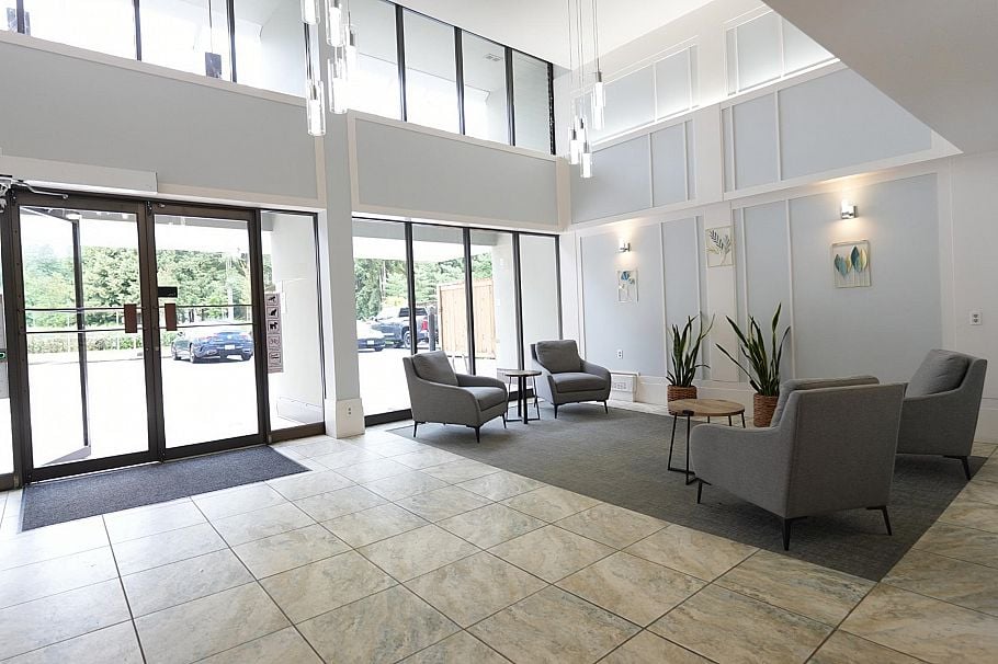 503 2020 Fullerton Avenue North Vancouver, BC - 2