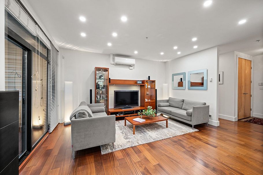 202 1750 W 2nd Avenue Vancouver, BC - 4