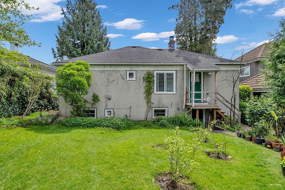2245 W 22nd Avenue Vancouver, BC - 37