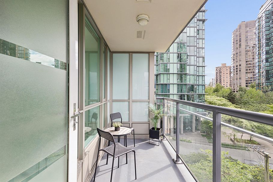 903 1328 W Pender Street Vancouver, BC - 22