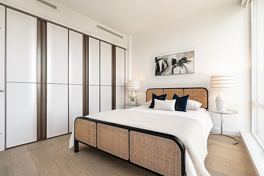 2801 1500 Fern Street North Vancouver, BC - 16