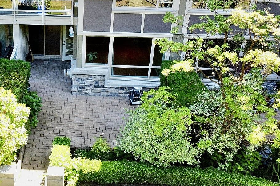 208 560 Raven Woods Drive North Vancouver, BC - 33