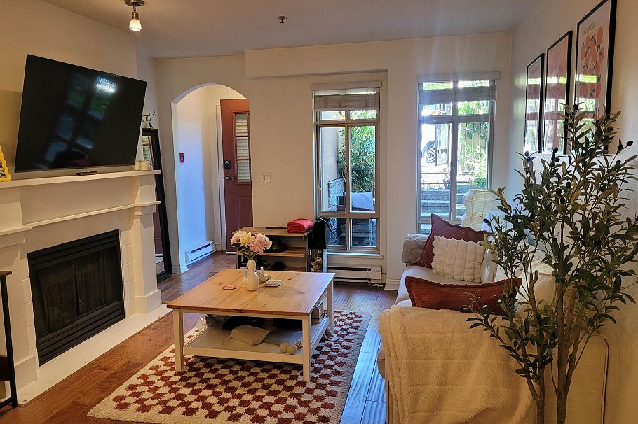 3068 W 4th Avenue Vancouver, BC - 10