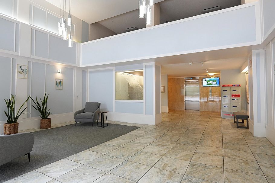 503 2020 Fullerton Avenue North Vancouver, BC - 4