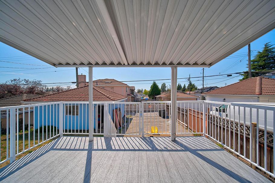 7275 Victoria Drive Vancouver, BC - 12