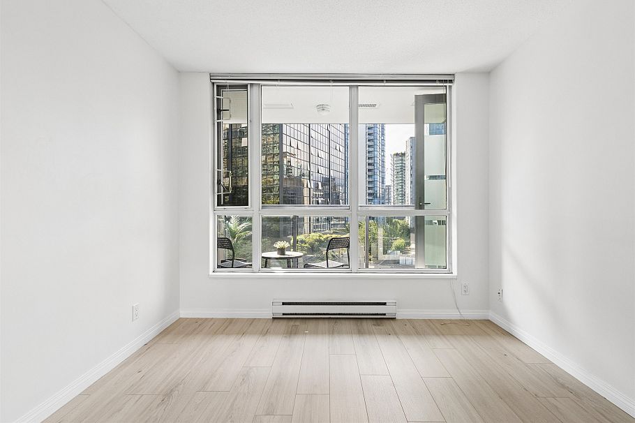 903 1328 W Pender Street Vancouver, BC - 13