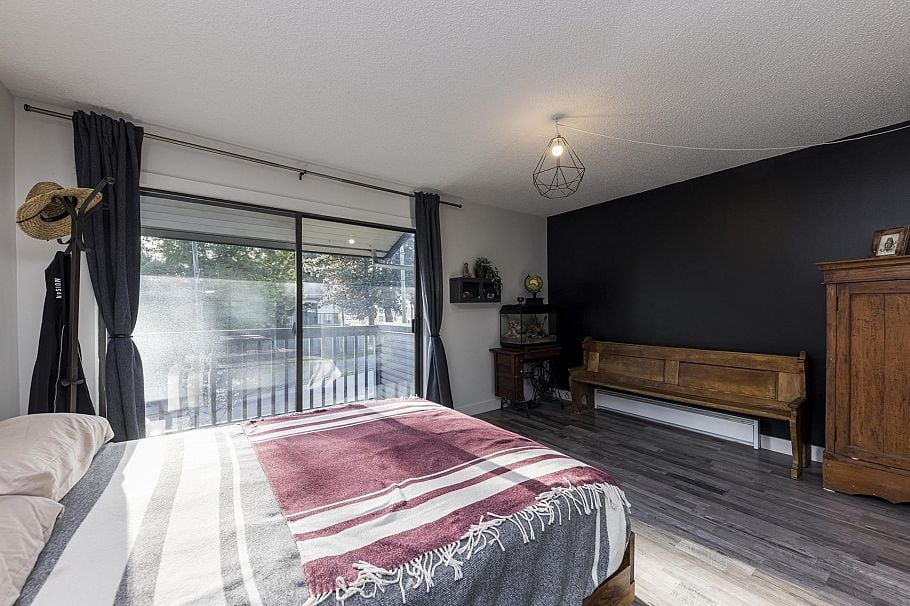 3132 Lonsdale Avenue North Vancouver, BC - 21