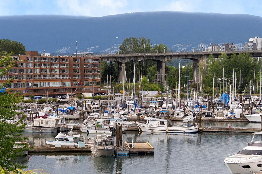 405 1502 Island Park Walk Vancouver, BC - 36