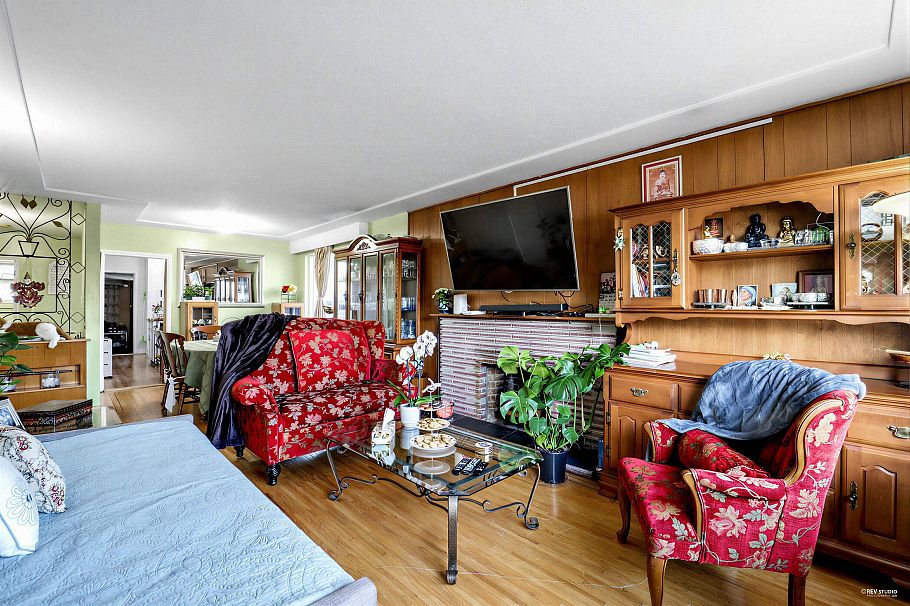 3091 Renfrew Street Vancouver, BC - 3