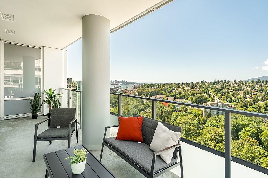 2801 1500 Fern Street North Vancouver, BC - 3