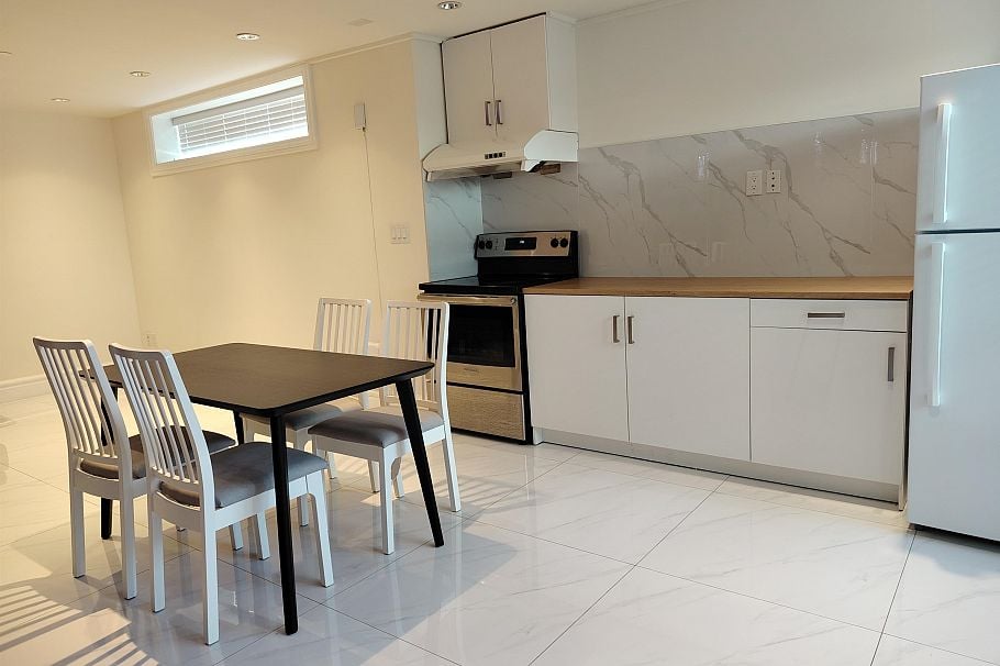 4XXX-2 W 28TH AVENUE, Vancouver BC V6S 1S7 Vancouver, BC - 4