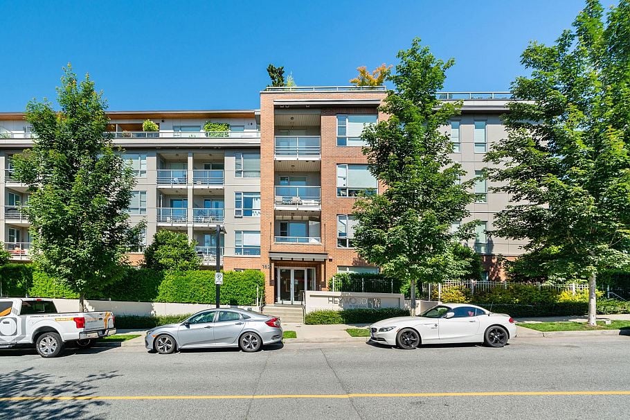 204 1621 Hamilton Avenue North Vancouver, BC - 29