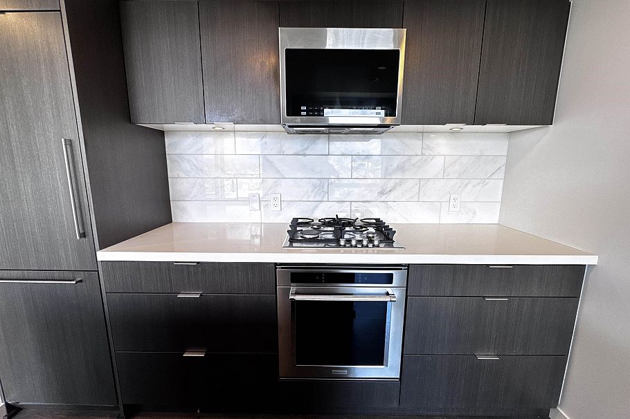 1904 8189 Cambie Street Vancouver, BC - 2