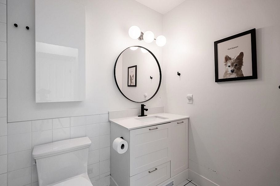 137 3300 Capilano Road North Vancouver, BC - 27