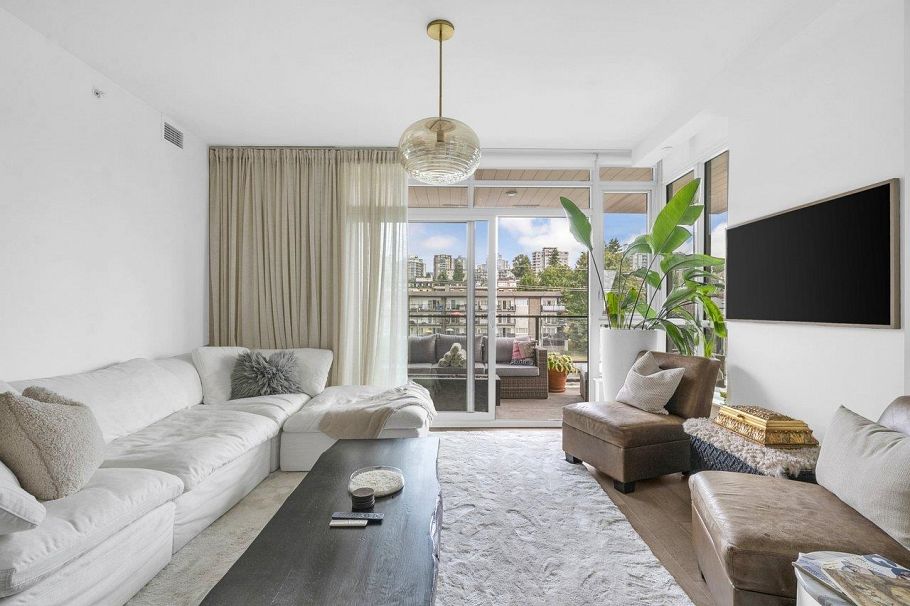 503 177 W 3rd Street North Vancouver, BC - 5
