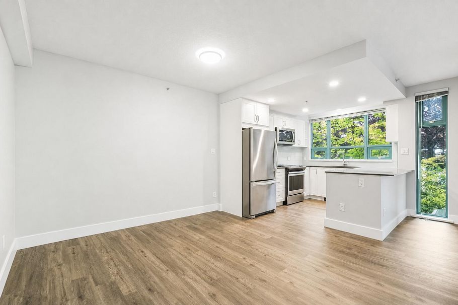 904 High Rise-150 E KEITH ROAD, North Vancouver BC V7L 1T8 North Vancouver, BC - 2
