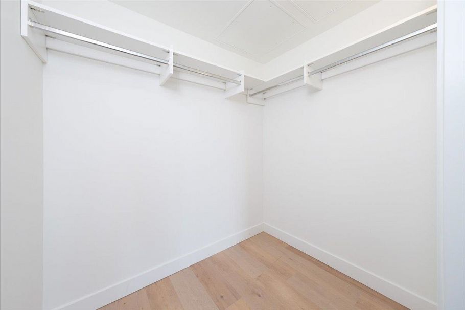 1581 W 57th Avenue Vancouver, BC - 19